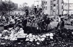 1988 manifesto rivington art slavery 240